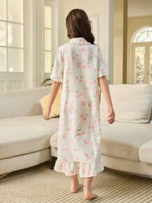 SHEIN Leap Crew Tween Girls Minimalist Bow & Cherry Print Lapel Front Open Short Sleeve Ruffle Hem Nightgown, Sibling Matching Outfits (2 Pieces Sold Separately) - Multicolor - View 2