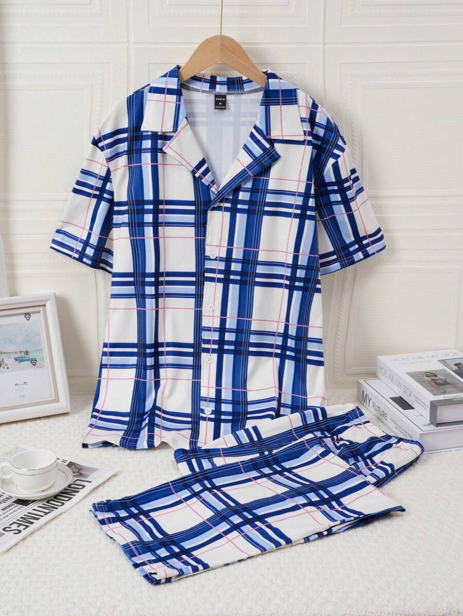 SHEIN 男士蓝色格子经典休闲舒适 2 件短袖上衣和裤子家居服套装 - 藍色 - 查看 1