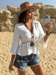 DAZY 女式纯色撞色蕾丝 V 领休闲夏季衬衫、波西米亚风上衣、娃娃装上衣 - 白色 - 查看 3