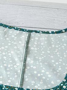 SHEIN LUNE Plus Size Women's Ditsy Floral Short Sleeve Casual Blouse, Early Spring For Summer