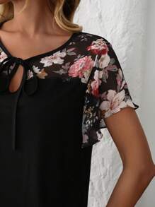 EMERY ROSE 女士花卉印花拼布黑色面料荷叶边短袖 T 恤，休闲日常穿着，春夏 - 彩色 - 查看 3