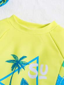 SHEIN Bộ đồ bơi 3 món in hình cây dừa thường ngày cho bé trai/bé gái quần short dài tay + mũ chống nắng, thích hợp cho kỳ nghỉ xuân/hè, đi chơi, du lịch, bãi biển, hồ bơi, tiệc tùng - màu xanh lá - Xem 5