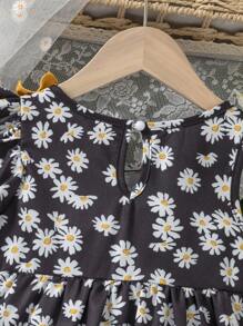 SHEIN 女童时尚花卉印花拼色荷叶边下摆中长连衣裙，适合夏季度假