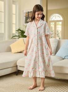 SHEIN Leap Crew Tween Girls Minimalist Bow & Cherry Print Lapel Front Open Short Sleeve Ruffle Hem Nightgown, Sibling Matching Outfits (2 Pieces Sold Separately) - Multicolor - View 3