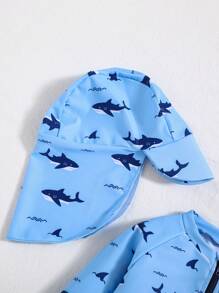 SHEIN 2pcs Baby Boy Summer Casual Holiday Cute Knit Cartoon Shark Print Rash Guard Swimsuit And Sun Hat Set, Suitable For Beach, Hot Spring And Swimming