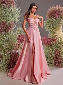 Glamrae 优雅、浪漫、华丽、端庄、粉色、缎面、抹胸、人字形腰部、半透明、领口珍珠项链装饰、蕾丝装饰、大A字裙、拖尾、后系带、高开衩、适合婚礼活动、节日、婚礼宾客、度假、舞会、正式晚礼服、派对礼服、礼服、晚会 - 粉色 - 查看 1