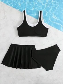 三件套黑色撞色运动泳衣，裙式设计，修身剪裁，适合运动、度假、温泉、海滩等场合。