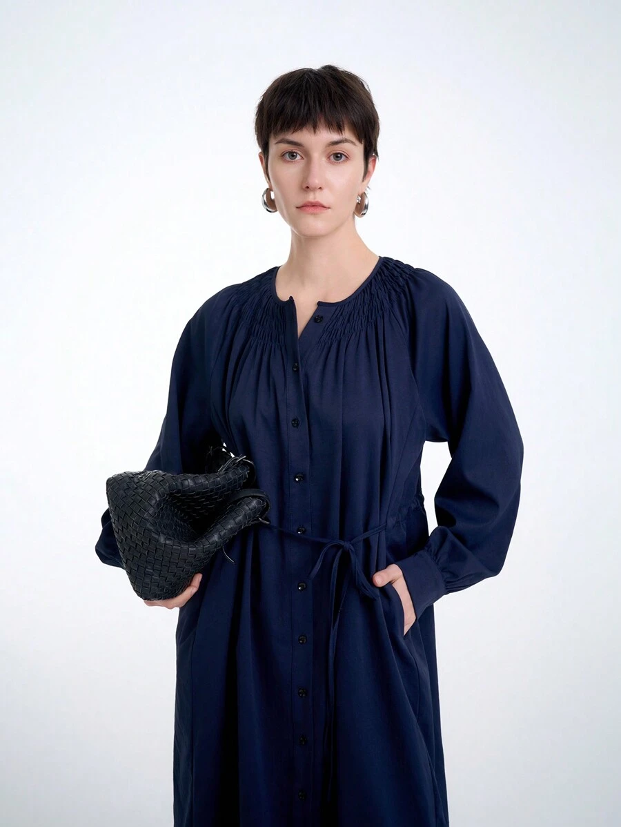 Aalyst 褶皱领衬衫裙，简约时尚休闲日常穿着 - 藏蓝色 - 查看 1