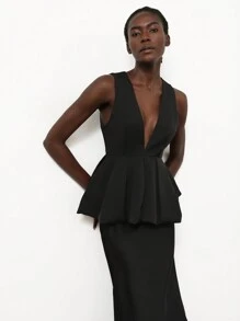 Aveloria Modichic 优雅无袖荷叶边下摆衬衫，收腰设计，专业又时尚 - 黑色 - 查看 3