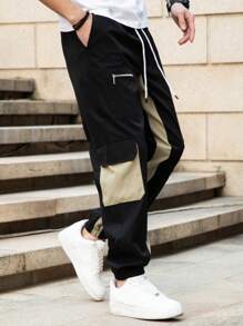 Manfinity EMRG 男士简约时尚休闲裤，日常百搭单品，街头风裤子，拼接口袋设计，适合送给丈夫、男友或朋友。