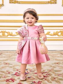 SHEIN 可爱女婴夏季花卉印花短袖连衣裙，优雅粉色