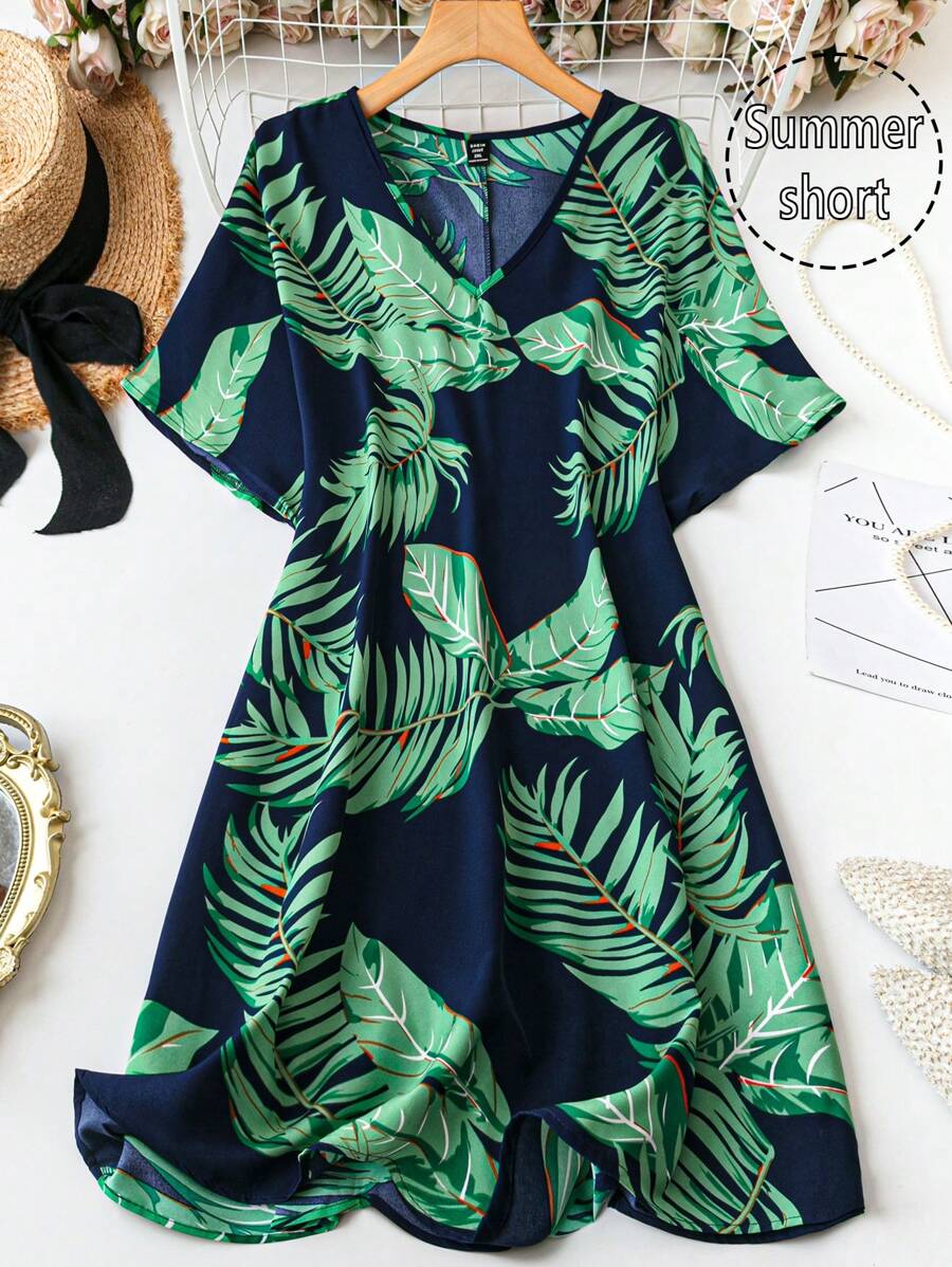 SHEIN LUNE 大码波西米亚风休闲植物印花蝙蝠袖连衣裙，适合度假、夏季