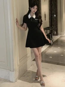 DAZY 女式法式高端彼得潘领 Polo 衫，短袖束腰小黑迷你连衣裙 - 黑色 - 查看 6
