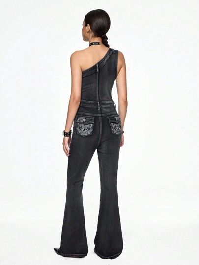 Grunge Punk Mono de mezclilla estilo Y2K para mujer con hombro asimétrico y bolsillo bordado, trajes de concierto, trajes de rave, trajes de carnaval, trajes de conciertos de country, atuendos de verano para mujer