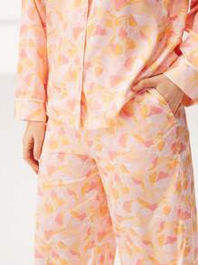 LUVLETTE Conjunto de pijama de satén sedoso con estampado floral, blusa con botones y pantalones con bolsillos, conjunto de lencería para mujer