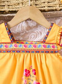 SHEIN Đầm dệt kim rộng rãi màu vàng in họa tiết hoa cho bé gái, thích hợp cho kỳ nghỉ xuân/hè và vui chơi ngoài trời - trái cam - Xem 9