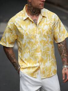 Manfinity RSRT Men's Vacation Casual Style Featuring An INS-Inspired Spring/Summer Impressionist Yellow SunDitsy Floral Bubble-Textured Jacquard Short-Sleeve Loose-Fit Shirt With A Button-Front Closure-Perfect For Music Festivals Men's Casual Jacquard Woven Yellow Shirt, Summer, Yellow For Men, Summer Shirt For Men, Vintage Shirts For Men, Party Shirts For Men
