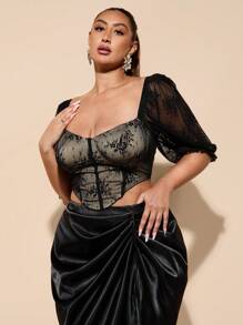 SHEIN BAE Blouse noire romantique et élégante à manches bouffantes et dentelle pour femmes grandes tailles, convient pour les rendez-vous, les déplacements, la Saint-Valentin, les bureaux, le carnaval, la plage, les vacances, la rentrée, le printemps/été, Y2K, les concerts, les raves pour grandes tailles - Noir - Voir 3