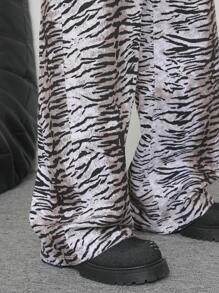 Manfinity EMRG Men's Fashion Zebra Print Straight Leg Jeans - Multicolor - View 8