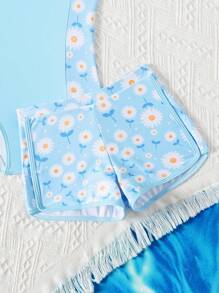 年轻女孩简约纯色拼接连体泳衣