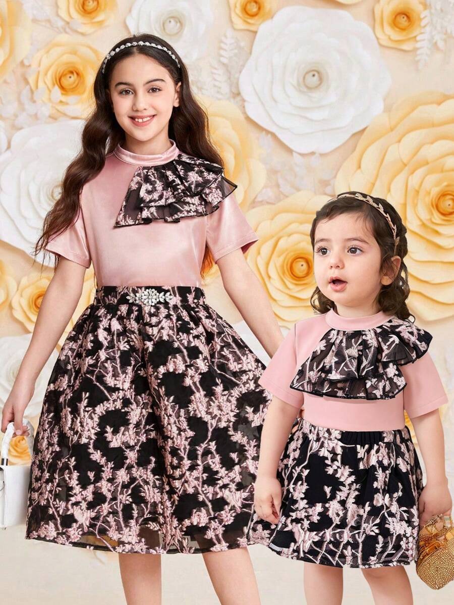 SHEIN Bộ váy xếp nếp thanh lịch in hoa cho bé gái và áo sơ mi tay ngắn, mùa hè - Hồng - Xem 1