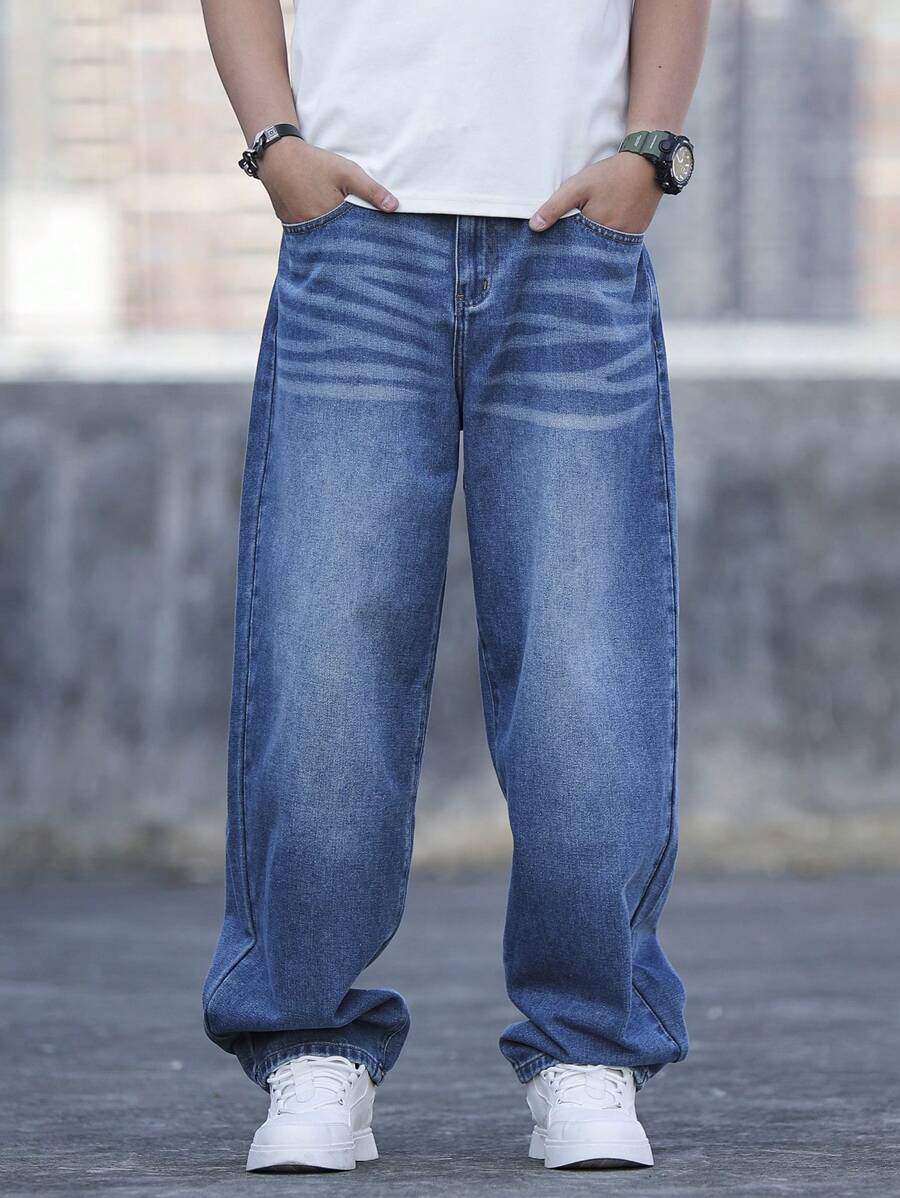 Claim Dot Men's Simple Loose Fit Denim Jeans With Pockets, Casual Everyday Wear - Medium Wash - View 1