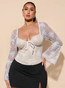 SHEIN BAE Plus Size Women White Lace Long Sleeve Blouse, Flare Sleeve Sheer Top Suitable For Date, Valentine's Day, Carnival, Beach, Vacation, Back To School, Spring/Summer, Summer Women Outfit, Beach Women Outfits, Valentine's Clothes, Long Sleeve Top, Tight Fit, Knit Fashion Top