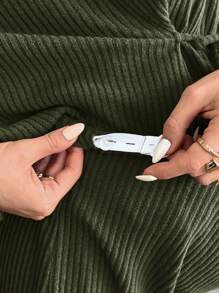 SHEIN 2Pcs/Set Maternity Crew Neck Long Sleeve Tie-Front Top And Pants Set, Simple Design - Army Green - View 4