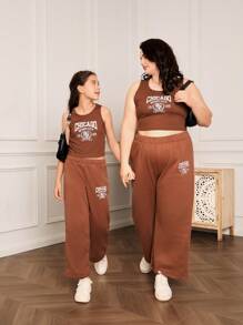 SHEIN 2 件套 青少年女孩运动休闲舒适设计图案印花吊带背心和紧身裤 - 棕色 - 查看 6