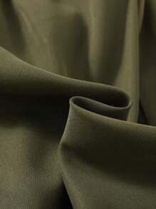 SHEIN 2 件青少年女孩白色针织蝴蝶印花 T 恤和腰带蝴蝶工装裤套装，适合居家、休闲、节日、午餐、音乐节、郊游、春夏 - 軍綠色 - 查看 3