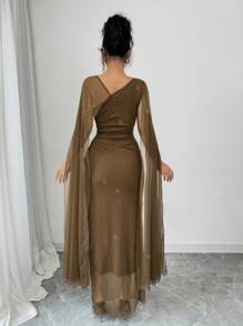 Elenzga Vestido de cóctel ajustado de lujo para mujer con capa de malla tejida de unicolor y mangas plisadas