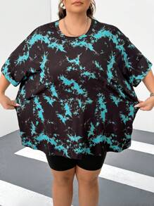 SHEIN CURVE+ Camiseta de manga corta con hombros caídos y teñido anudado de talla grande (teñido anudado aleatorio)
