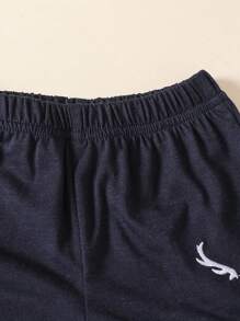2 pezzi Set polo e pantaloncini per bambino, in colori a contrasto blu navy, bianco e giallo, perfetto per uso quotidiano, feste o uscite, per sembrare carino e signorile, abbigliamento estivo, costume da bagno