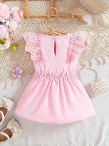 SHEIN Baby Mädchen süßer einfarbiger Rundhals Top mit Rüschenärmeln und A-Linien Blumenrock 2-teiliges Set, modischer Stil, aufwendiges Blumenmuster, verleiht lieblichen, süßen Charme, aus hochwertigen Stoffen gefertigt, A-Linien Design schmeichelt der Figur, zeigt elegante Anmut - Pink - Übersicht 4