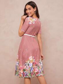 SHEIN Clasi Women's Floral Print V-Neck Dress With Defined Waist,Pastel Dresses For Women