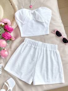 SHEIN Set informal de vacaciones de 2 piezas para adolescentes con top corto tipo bandeau texturizado y shorts de cintura alta - Blanco - Ver 9