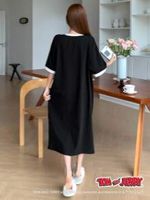 TOM AND JERRY X DAZY Cute Oversize Cartoon Print Contrast Color Design Loose Nightgown Pajama, Moo Moo - Black - View 2