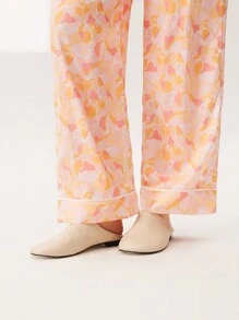 LUVLETTE Conjunto de pijama de satén sedoso con estampado floral, blusa con botones y pantalones con bolsillos, conjunto de lencería para mujer