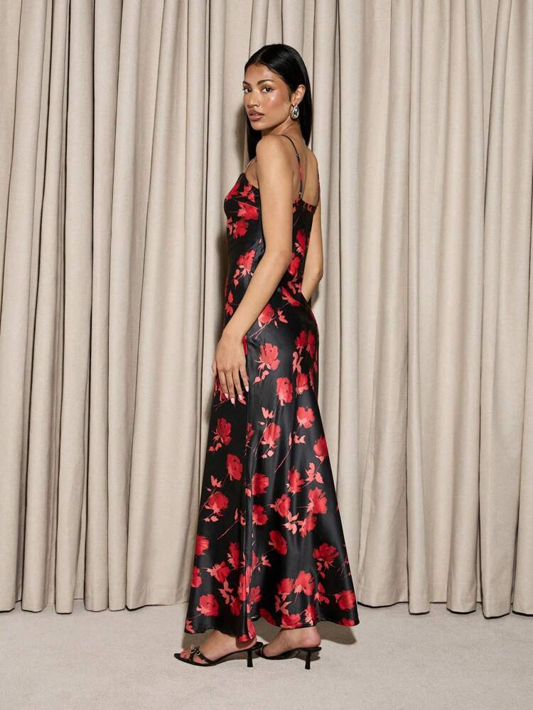 green emerald velvet dress Mew Mews Creed Off Shoulder Flower Bandage Dress in Red