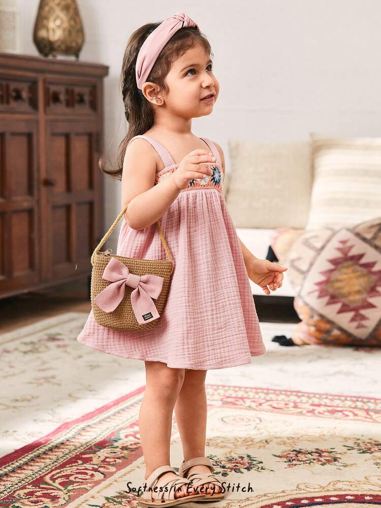 Cozy Pixies 钩编饰边细肩带束腰女婴连衣裙 - 粉色 - 查看 5