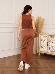 SHEIN 2 件套 青少年女孩运动休闲舒适设计图案印花吊带背心和紧身裤 - 棕色 - 查看 2