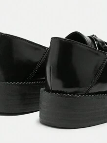 CUCCOO CURVES Zapatos planos de mujer con plataforma ancha, suela gruesa, puntera afilada, color negro sólido, escote pronunciado, estilo apto para las cuatro estaciones, con remaches y lazo, en estilo inglés