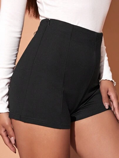 SHEIN Essnce Dragkedja Detalj Enfärgad Shorts