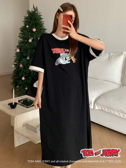 TOM AND JERRY X DAZY 可爱超大卡通印花撞色设计宽松睡袍睡衣，Moo Moo