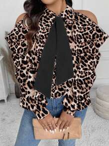 SHEIN LUNE Plus Size Fashionable Leopard Print Patchwork Open Shoulder Bell Sleeve Blouse - Beige - View 9