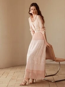 MOTF PREMIUM CONTRAST LACE PLEATED SKIRT,SPRING/SUMMER