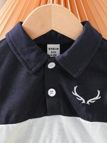 2 pezzi Set polo e pantaloncini per bambino, in colori a contrasto blu navy, bianco e giallo, perfetto per uso quotidiano, feste o uscite, per sembrare carino e signorile, abbigliamento estivo, costume da bagno