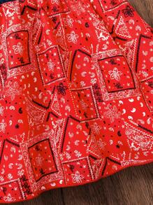 SHEIN Young Girls 2pcs Sets, Spring And Summer Wildeya New Retro Styles: Fashionable Casual Washed Blue Patchwork Red Retro Print Suspender Skirt With Apricot Camisole, Cute And Suitable For Outdoor Activities, Everyday Wear, And Ranch Life, School, Campus, College