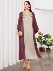 Al Najma Elegantes Farbblock Kleid im arabischen Stil mit Strass-Verzierung, dezent