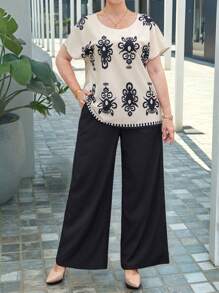 EMERY ROSE Plus Size Casual Vintage Print Batwing Top And Pants 2 Pieces Set - Black and White - View 1